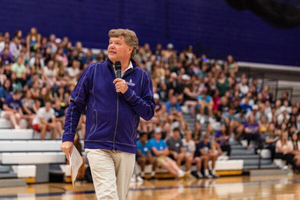 WSU President Scott Olson greets the new class of students during Welcome Week.