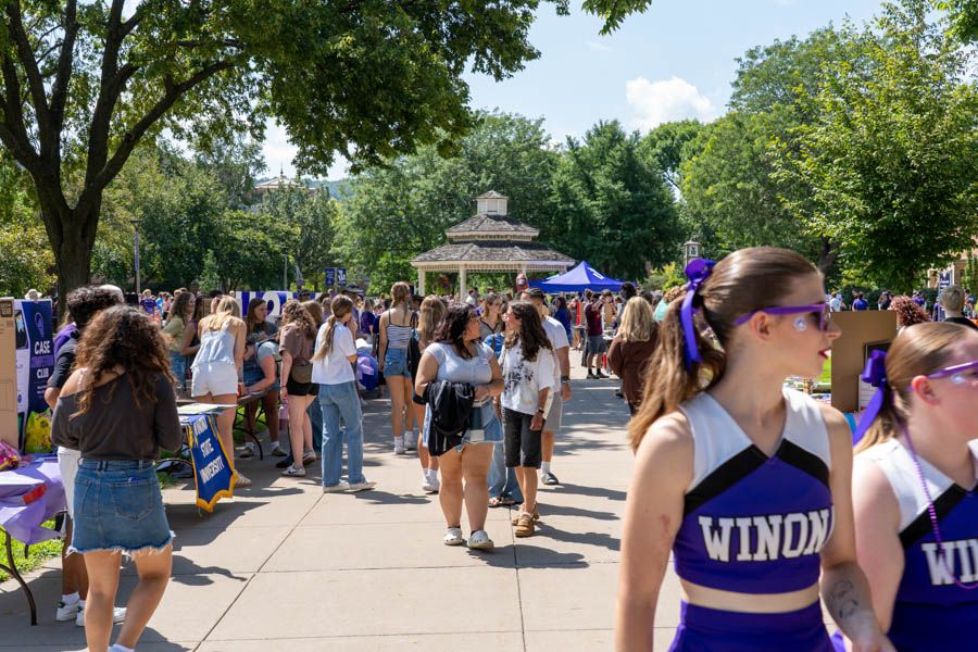 WSU students on campus attending tablings by Gazebo.