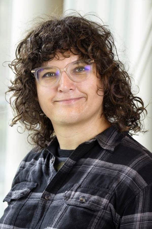 Headshot of Nina Medvedeva.