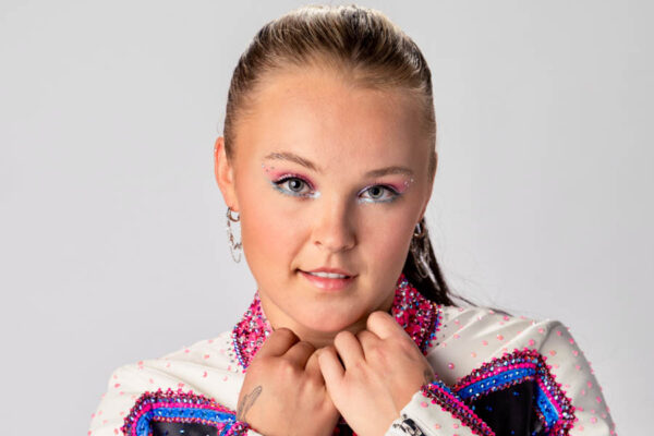A portrait of JoJo Siwa