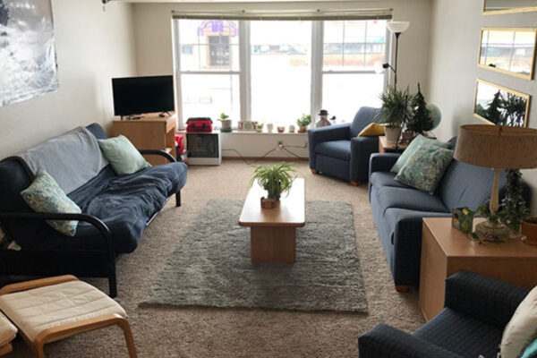 A furnished living room in East Lake Apartments.